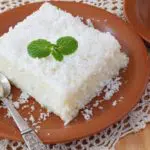 Bolo de tapioca cremoso