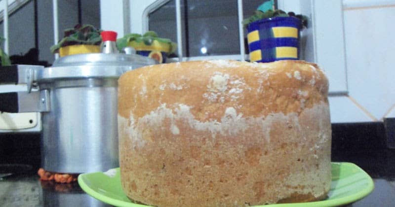 Pão caseiro na panela de pressão