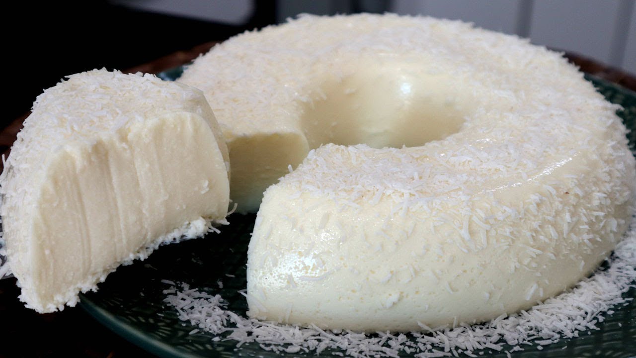 Pudim de maria-mole de coco