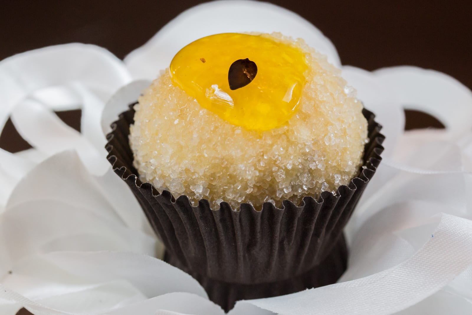 Brigadeiro gourmet de maracujá