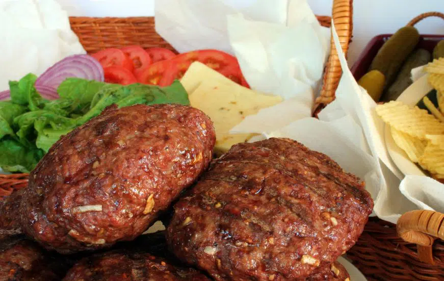 Carne de hambúrguer caseiro
