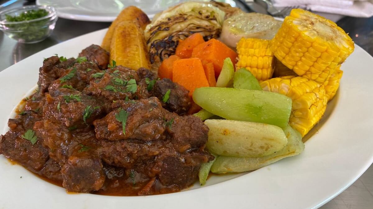 Carne de Panela com Legumes da Ana Maria Braga