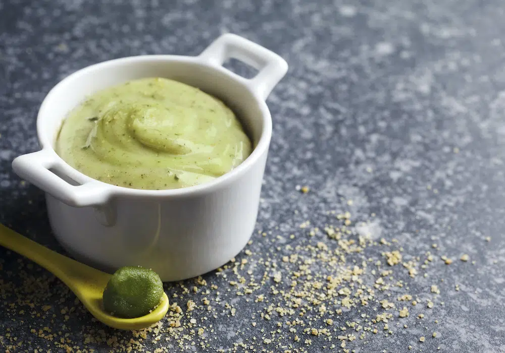 Molho verde de lanchonete