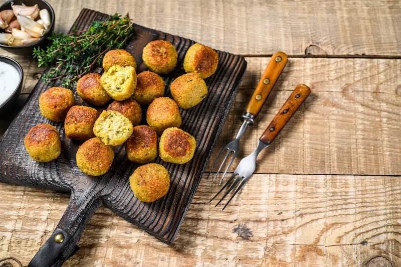Bolinho de grão de bico na air fryer