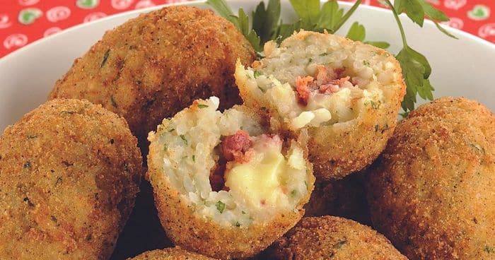 Bolinho de arroz quatro queijos