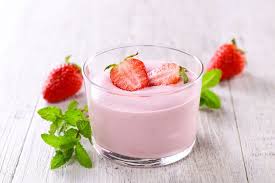 Mousse de Morango com Fruta