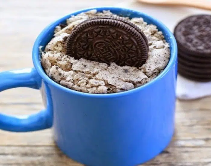 Bolo de Caneca de Oreo