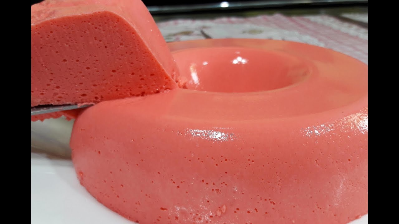 Pudim de Geladeira de Morango